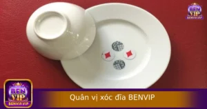 Quân vị xóc đĩa là một trò chơi dân gian phổ biến, không chỉ ở Việt Nam mà còn ở nhiều quốc gia khác. Trò chơi này mang đến không khí vui vẻ và sự hồi hộp khi người chơi cược vào kết quả của những quân bài được xóc lên. Trong bài viết này, chúng ta sẽ cùng nhau khám phá chi tiết về quân vị xóc đĩa, cách chơi tại cổng game BenVIP và những điều cần lưu ý để có trải nghiệm tốt nhất.