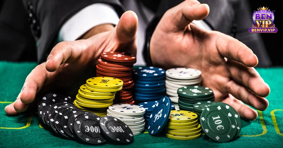 Bài poker là gì? Đây là một trong những câu hỏi thường gặp khi người chơi mới bắt đầu tìm hiểu